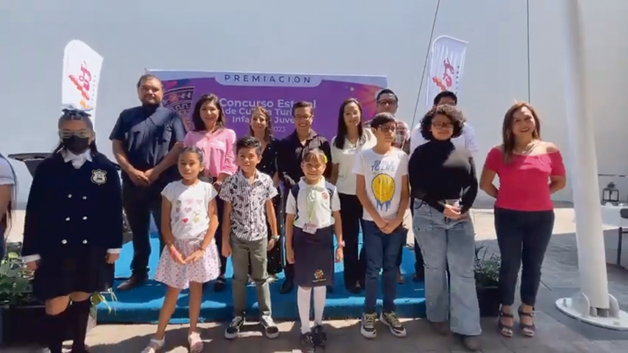 Premian a ganadores del Concurso Estatal de Cultura Turística Infantil y Juvenil. 