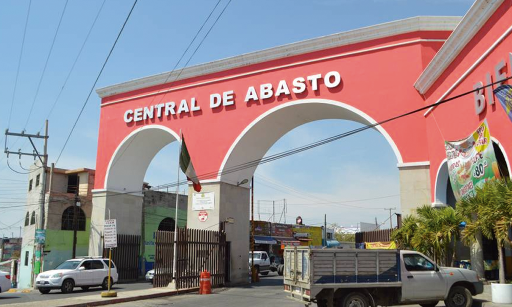 Recorren autoridades Central de Abasto en Cuautla; impulsan mejoras para el complejo comercial