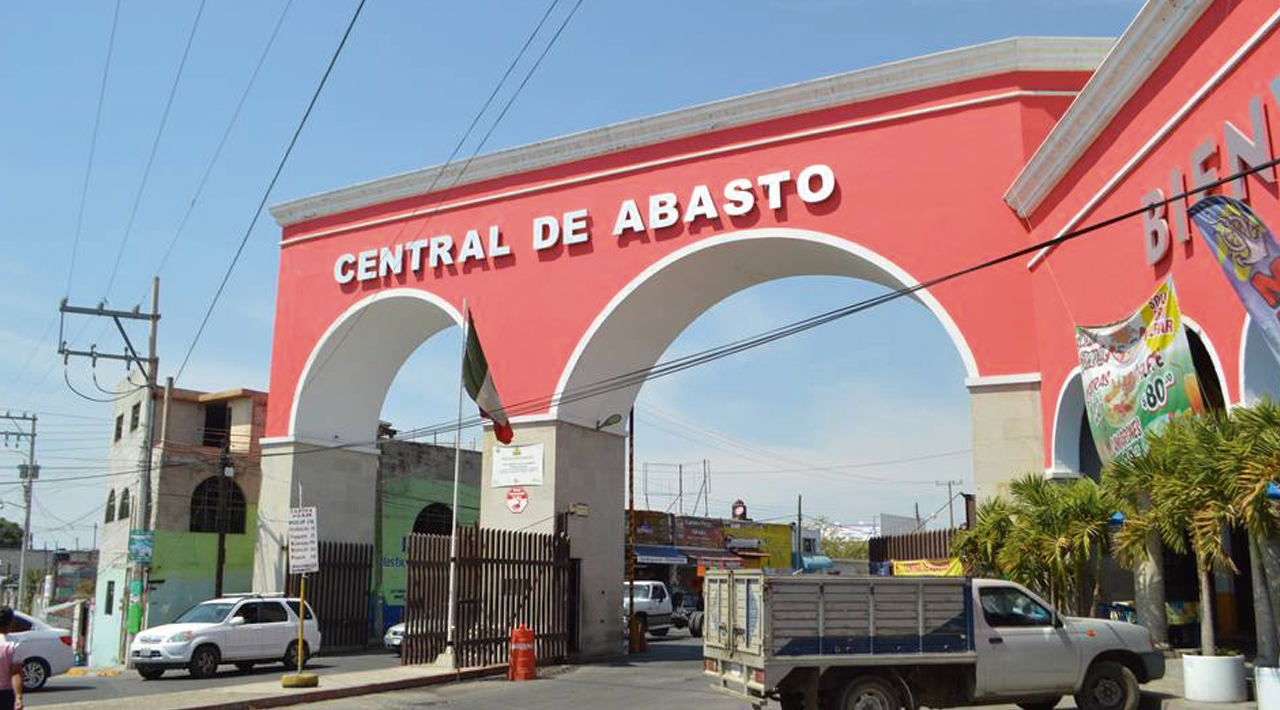 Recorren autoridades Central de Abasto en Cuautla; impulsan mejoras para el complejo comercial