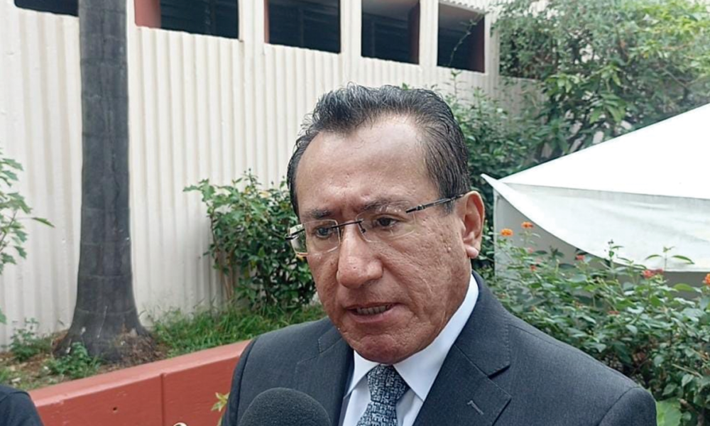 Fiscalía Anticorrupción informó que solicitarán que el Ex rector de la UAEM Alejandro Vera, cobre su pensión de manera presencial a fin de poder dar con su paradero, debido a que continúa prófugo de la justicia