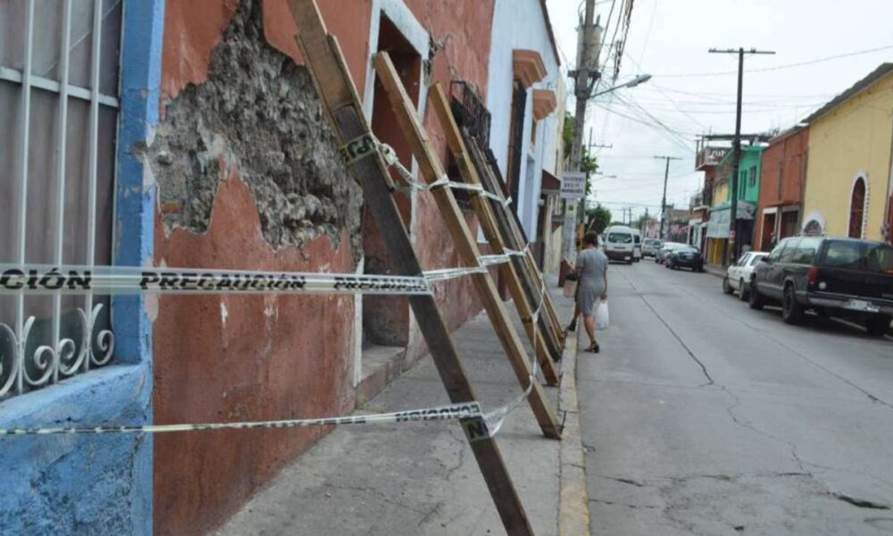 Construcciones en riesgo de colapsar por sismo de 2017, en Cuautla.