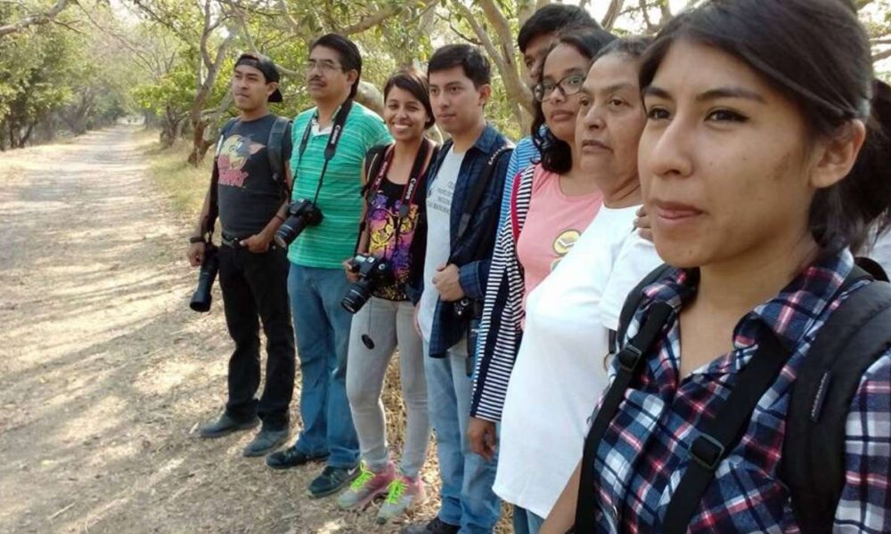 Como parte de la formación de 35 Promotores Técnicos Ambientales, participaron en la observación de aves en la zona núcleo del Área Natural Protegida Río Cuautla, para incentivarlos a cuidar su hábitat