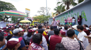 Visitó el aspirante a coordinador nacional de los comités en defensa de la Cuarta Transformación, Marcelo Ebrard Casaubón el mercado “Adolfo López Mateos” de Cuernavaca