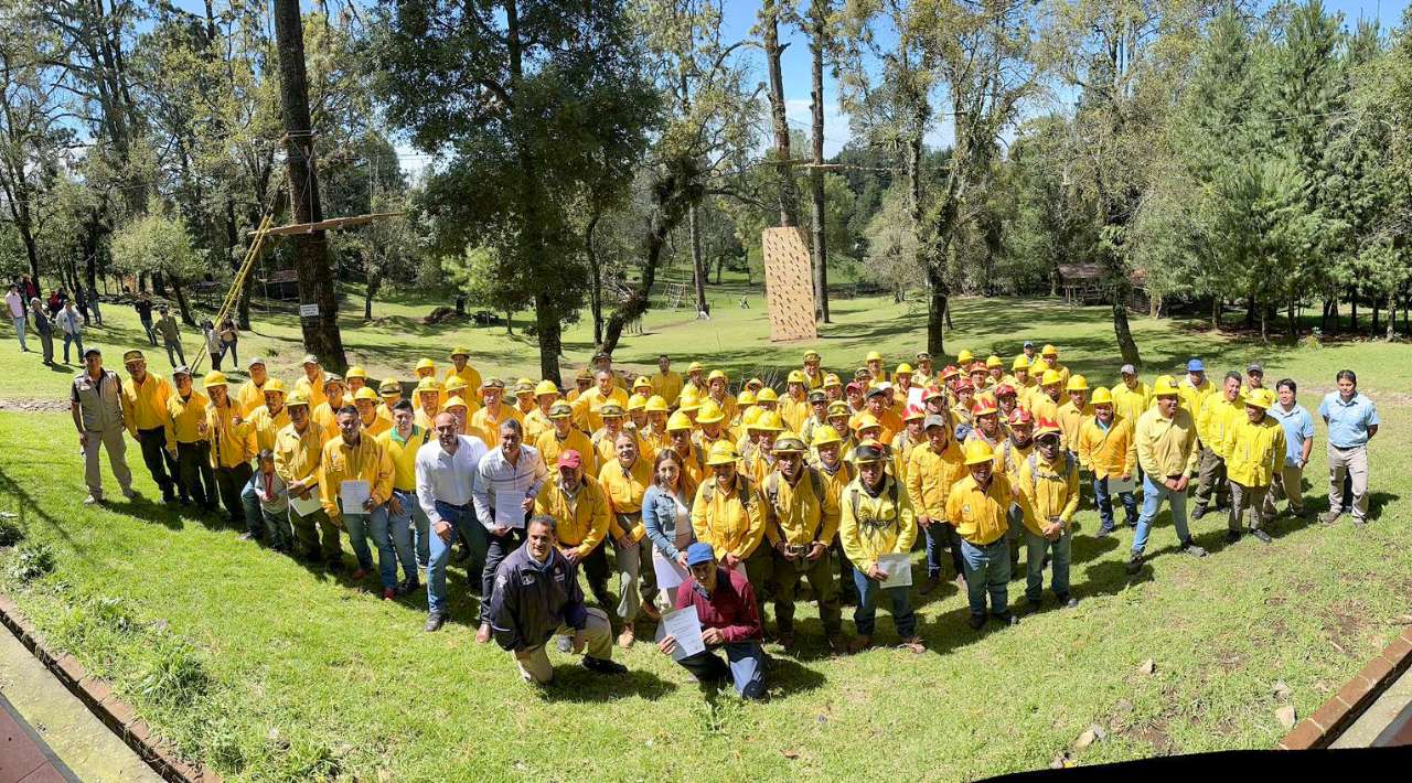 Reconocen a combatientes forestales de Morelos por su labor en la conservación de los recursos naturales y el combate de incendios