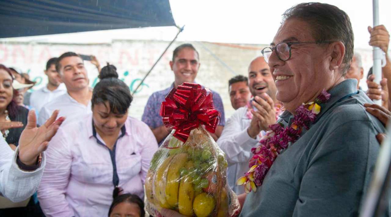 Mejoran infraestructura en el Mercado 12 de Julio de Cuautla. Impulsan la modernización de los accesos