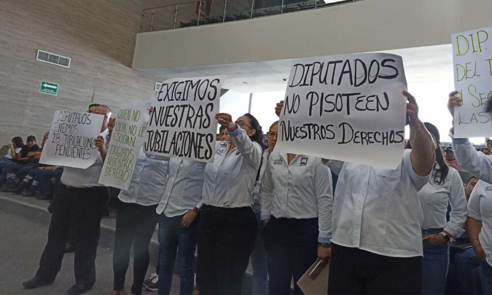 Sindicalizados del Congreso de Morelos Exigen Justicia: Piden Respuesta Inmediata a Peticiones de Pensiones