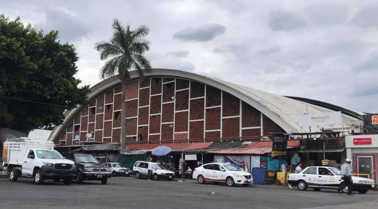 Mercado Adolfo López Mateos de Cuernavaca se une en la Lucha contra el Dengue: Medidas Preventivas y Fumigaciones