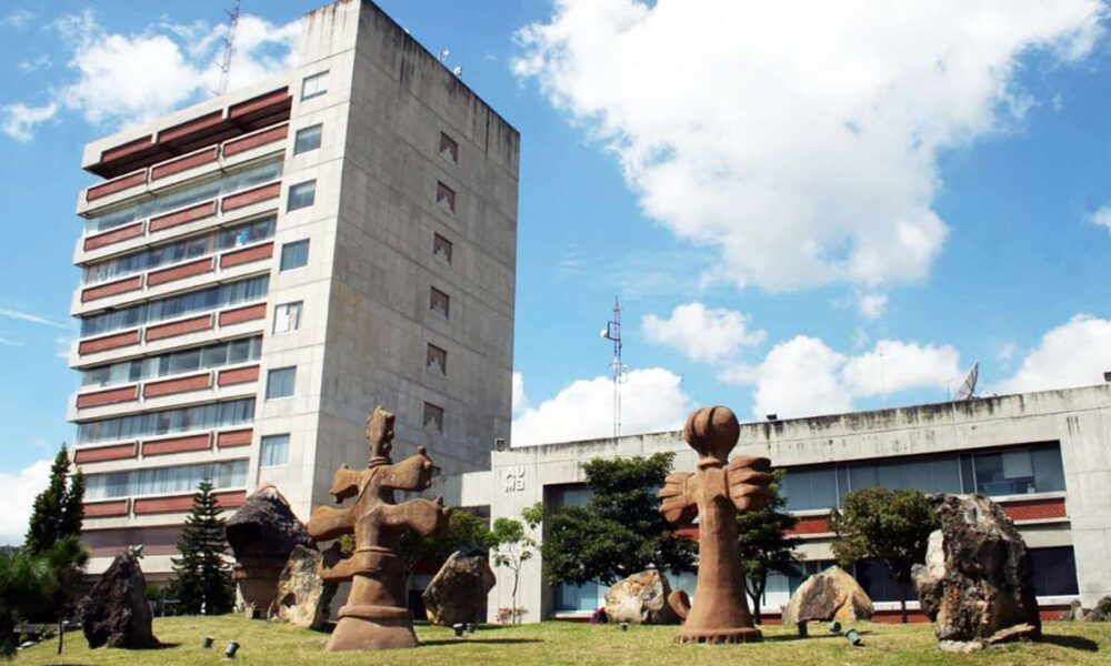 Seis aspirantes a la Rectoría de la UAEM, dos piden licencia para participar en el Proceso de Selección