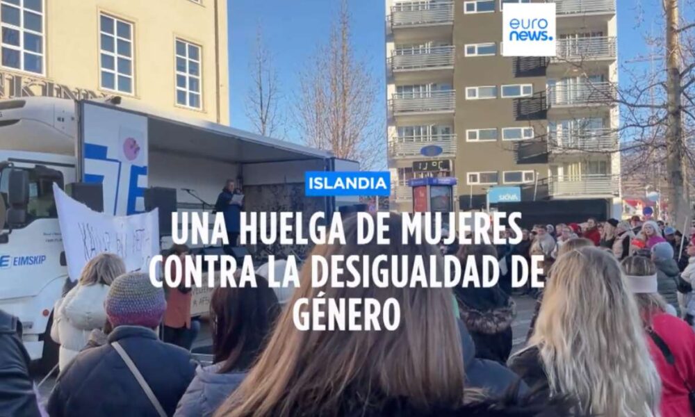 Huelga de mujeres contra la desigualdad en Islandia