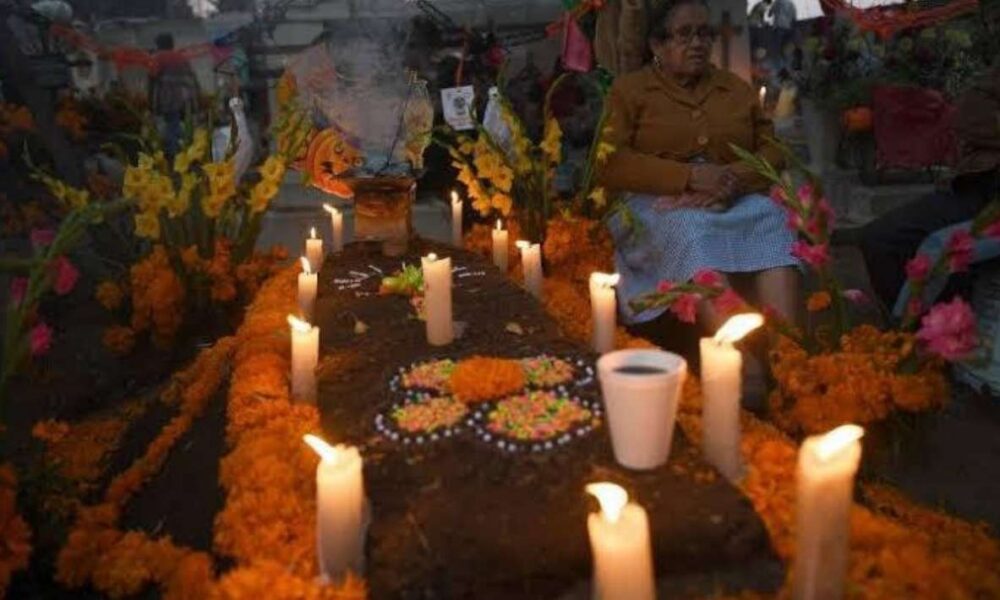 Día de Muertos: Una Celebración de Amor y Recuerdo en la Tradición Católica