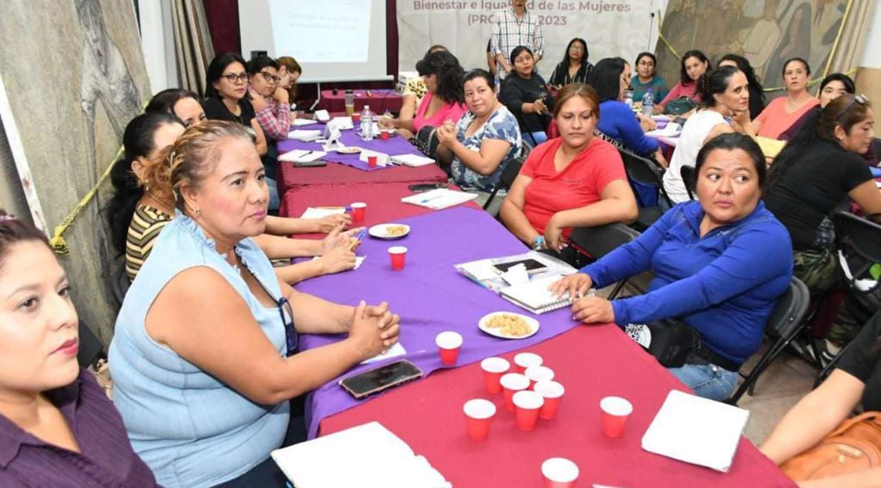 Empoderando a Mujeres Cuautlenses: Logros del Programa Probaim