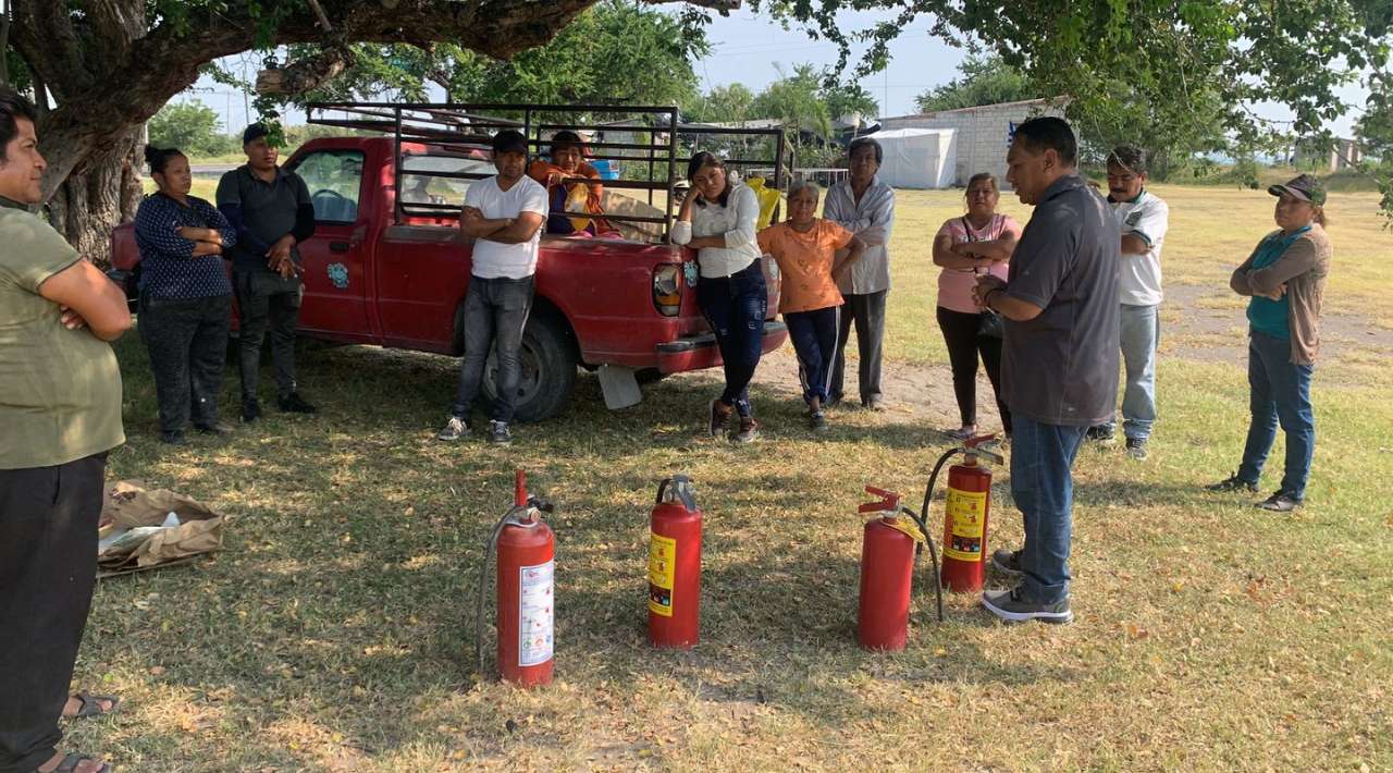 Capacitación en Uso de Extintores para Vendedores de Pirotecnia en Xoxocotla