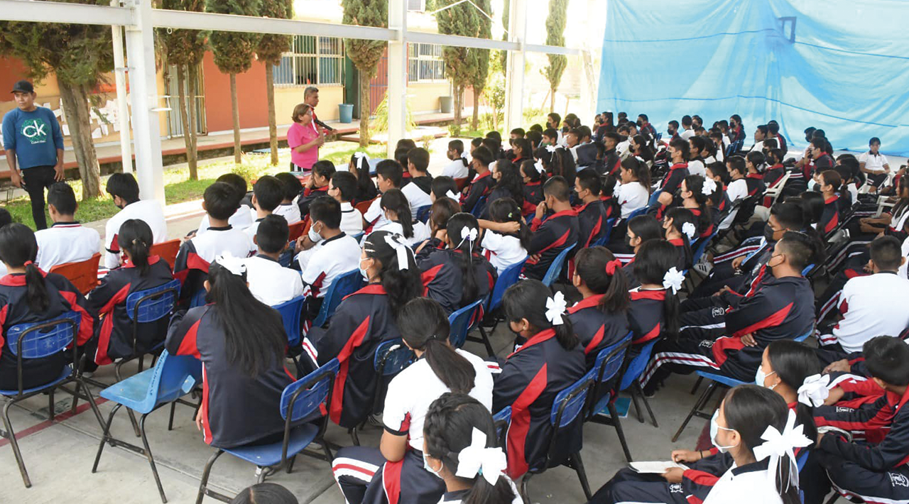 Con actividades lúdicas y talleres, la Dirección de Prevención del Delito en Cuautla previene acoso escolar en secundarias