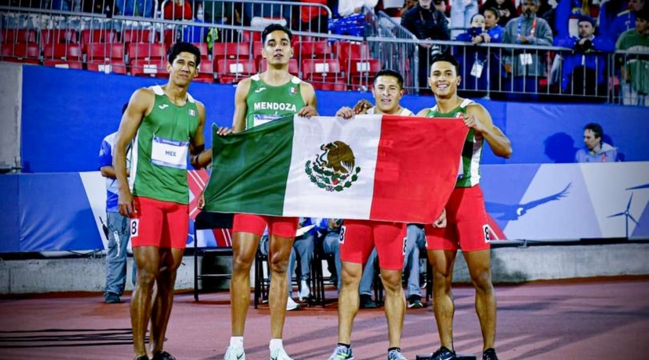 Luis Antonio Avilés Ferreiro: Medalla de Plata en los 400 Metros Planos y Relevo 4×400 en Santiago 2023