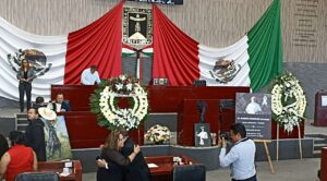 Congreso de Morelos honra legado del muralista Roberto Rodríguez Navarro