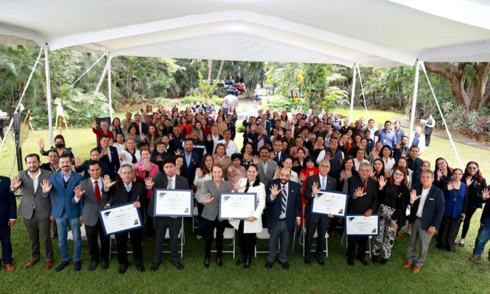 Reconoce COBAEM trayectoria de ex directores generales a 35 años de su creación