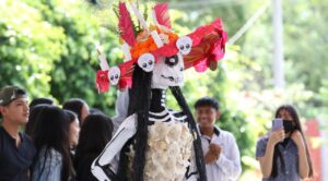 Segundo Concurso Estatal de Fotografía ‘El Catrín y la Catrina COBAEM 2023’: Promoviendo las Tradiciones Mexicanas