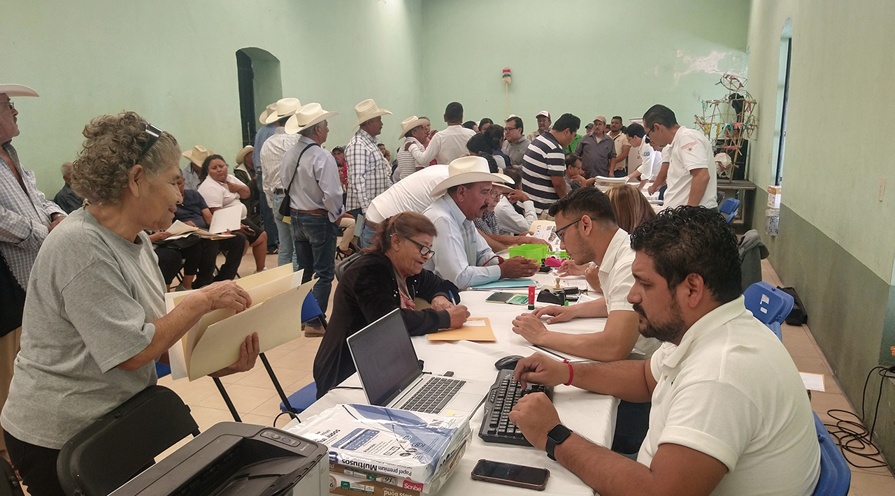 Entrega el Registro Agrario Nacional 200 Certificados Parcelarios a productores agrícolas de ocho ejidos de Ayala