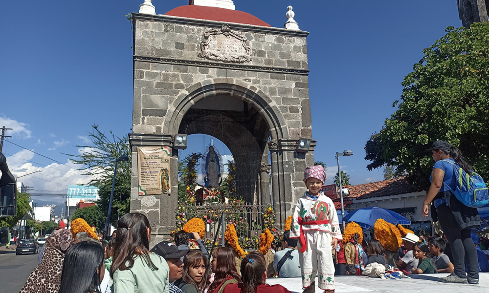 Con músicas y bailes celebran en el chapitel del calvario el 12 de diciembre, Fiesta Nacional en honor a la virgen de Guadalupe