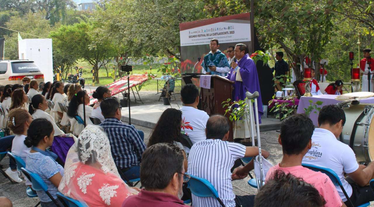 Mil 800 asistentes rindieron homenaje a la naturaleza en el 2º Festival de la Cuetlaxóchitl del Texcal 2023