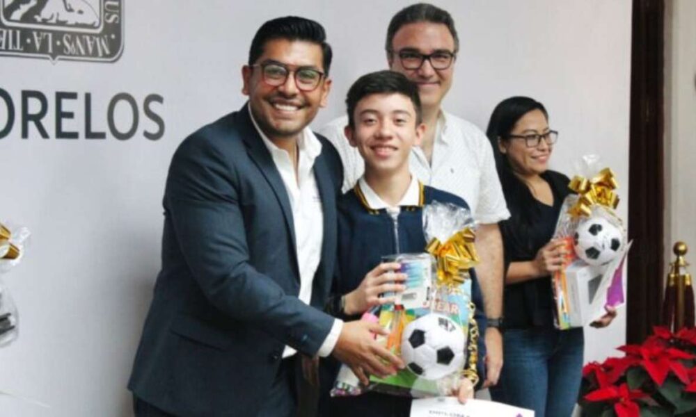 Joven talento gana reconocimiento nacional en el concurso de dibujo COESPO 2023