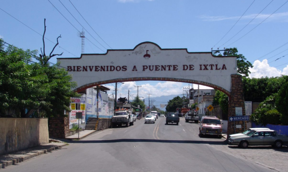 El ayuntamiento de Puente de Ixtla a través de la tarjeta sanitaria busca garantizar la sanidad en los lugares con venta de alimentos