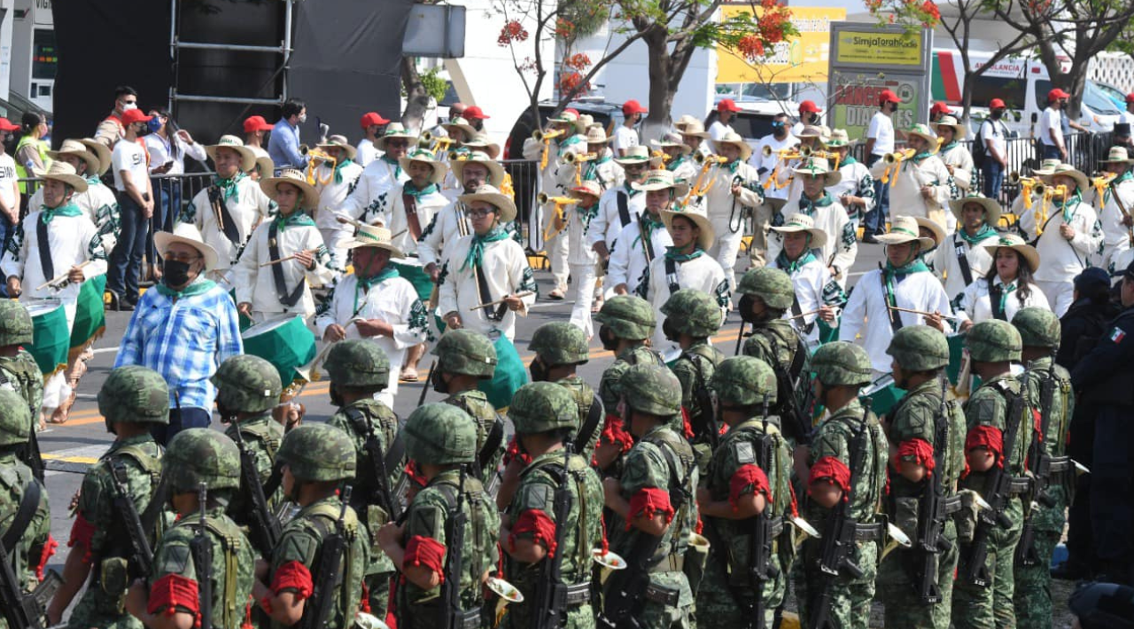 Preparativos para el Desfile Cívico-Militar en Cuautla: Tradición Histórica y Participación Estudiantil