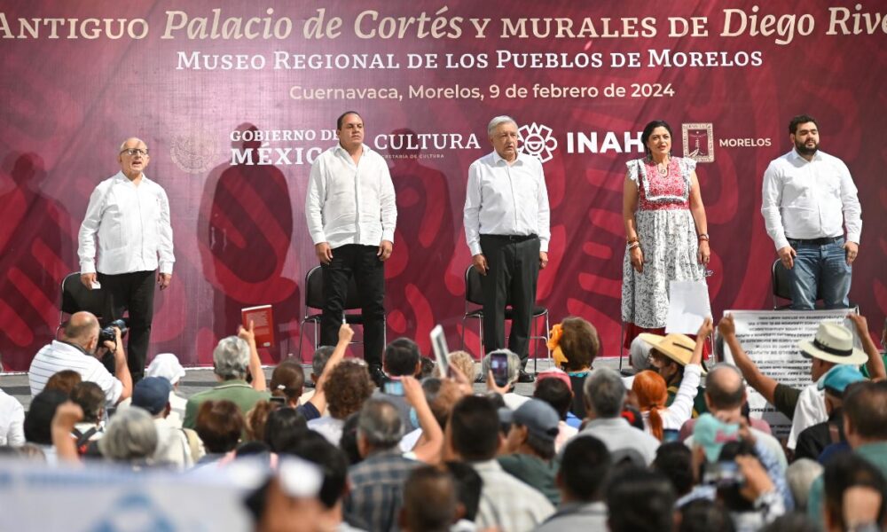 Verificó el presidente Andrés Manuel López Obrador la restauración del Museo Regional de los Pueblos de Morelos y del mural de Diego Rivera