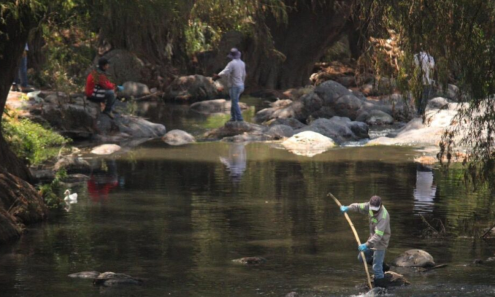 El ayuntamiento de Temixco lleva a cabo jornada de limpieza en el río Apatlaco