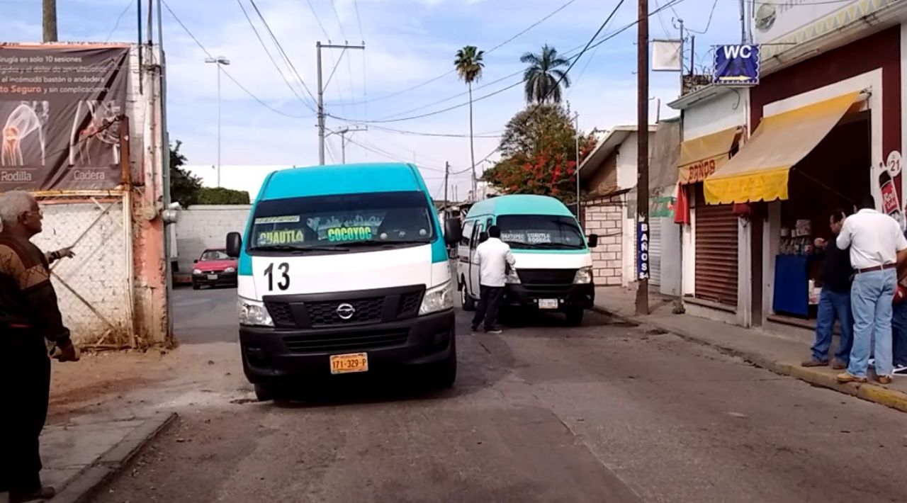 Transportistas de la ruta colectiva 13 con itinerario Cuautla-Oaxtepec, sector afectado en sus ingresos durante Semana Santa