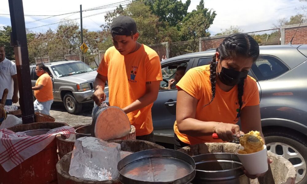 Descubre el paraíso de las nieves en Alpuyeca, Xochitepec: ¡Tradición y sabor en cada cucharada!