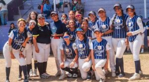 Con éxito se realiza primer cuadrangular de softbol