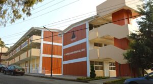 Se realizan obras de reencarpetamiento en la UAEM a través del Instituto Estatal de Infraestructura Educativa