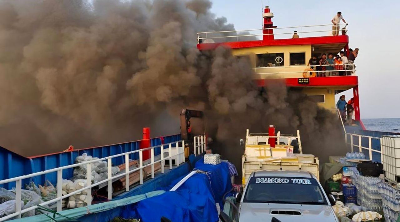 Incendio en ferry en el Golfo de Tailandia: Pasajeros Atrapados Escapan Ilesos