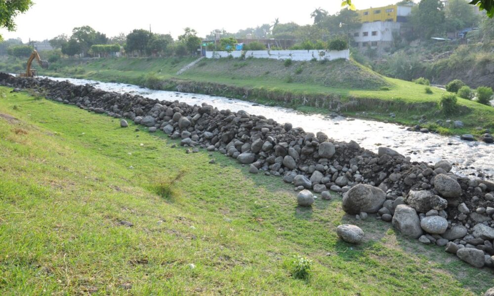 Prevé la jefatura de Protección Civil en Cuautla que limpieza de ríos, barrancas y canales, inicie a finales de este mes para atenuar riesgo de inundaciones