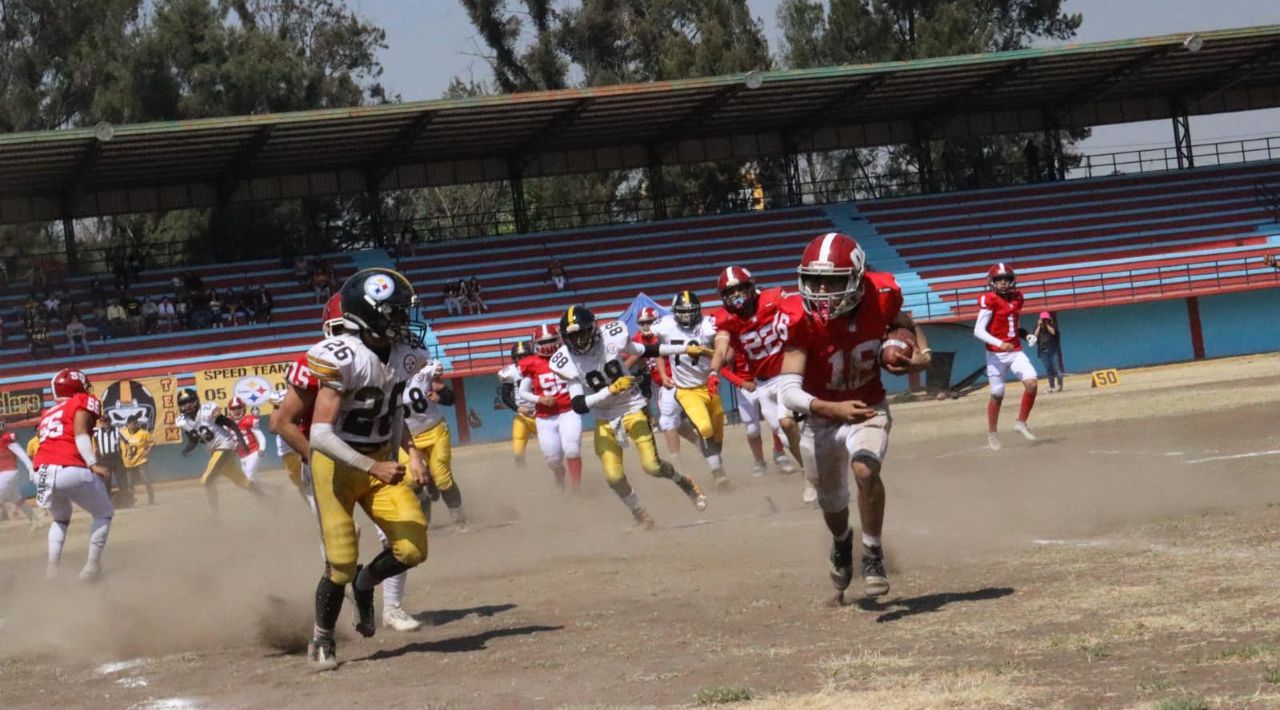 Buscará mantenerse como líder, el equipo de futbol americano Olmecas de Cuautla