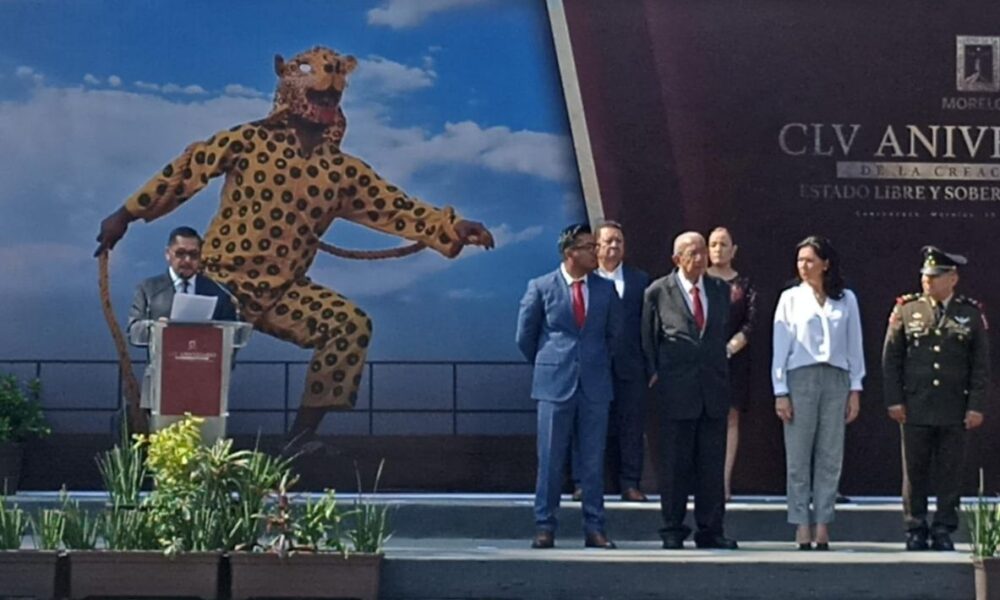 La ceremonia por el 155 aniversario de la creación del estado de Morelos que se realizó en la plaza de armas “general Emiliano Zapata Salazar