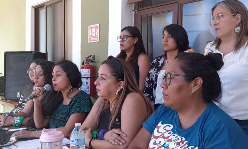 Integrantes de 38 asociaciones y colectivas presentaron una agenda feminista estatal y municipal