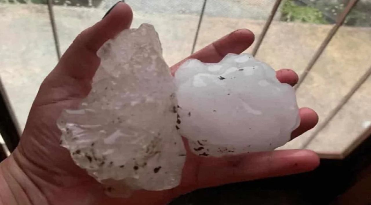 Inesperada Granizada Sorprende a San Nicolás de los Garza y Apodaca en Nuevo León