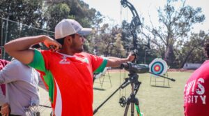 Máximo Méndez Ortiz Regresa a Morelos Tras Brillante Participación en la Serie Mundial de Tiro con Arco