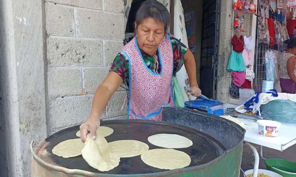 Xoxocotla Apoya a Mujeres Productoras de Tortillas y Piñatas con Fondo FAEDE para Insumos