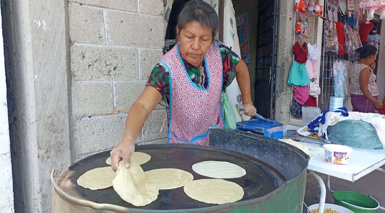 Xoxocotla Apoya a Mujeres Productoras de Tortillas y Piñatas con Fondo FAEDE para Insumos