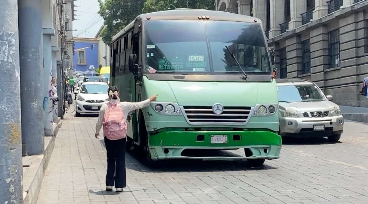 Cuauhtémoc Blanco exige estudio técnico antes de ajustar tarifa del transporte público