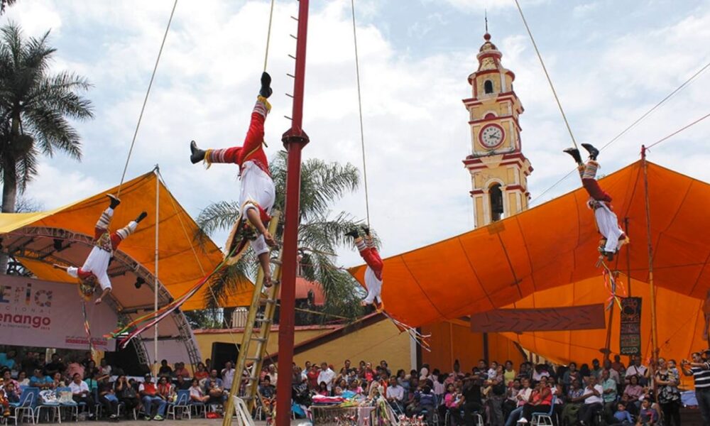 Preparativos para la Feria de la Virgen de los Milagros en Tlaltenango