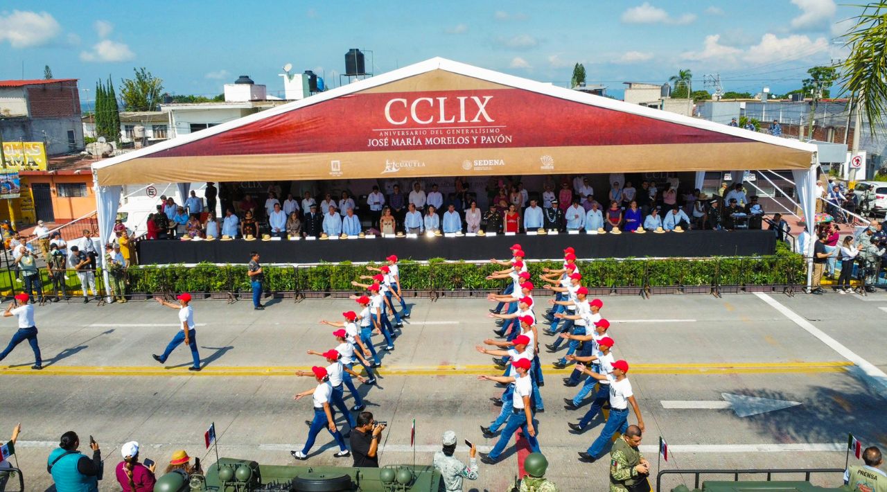 Éxito en el Desfile Cívico-Militar por el Natalicio de José María Morelos en Cuautla