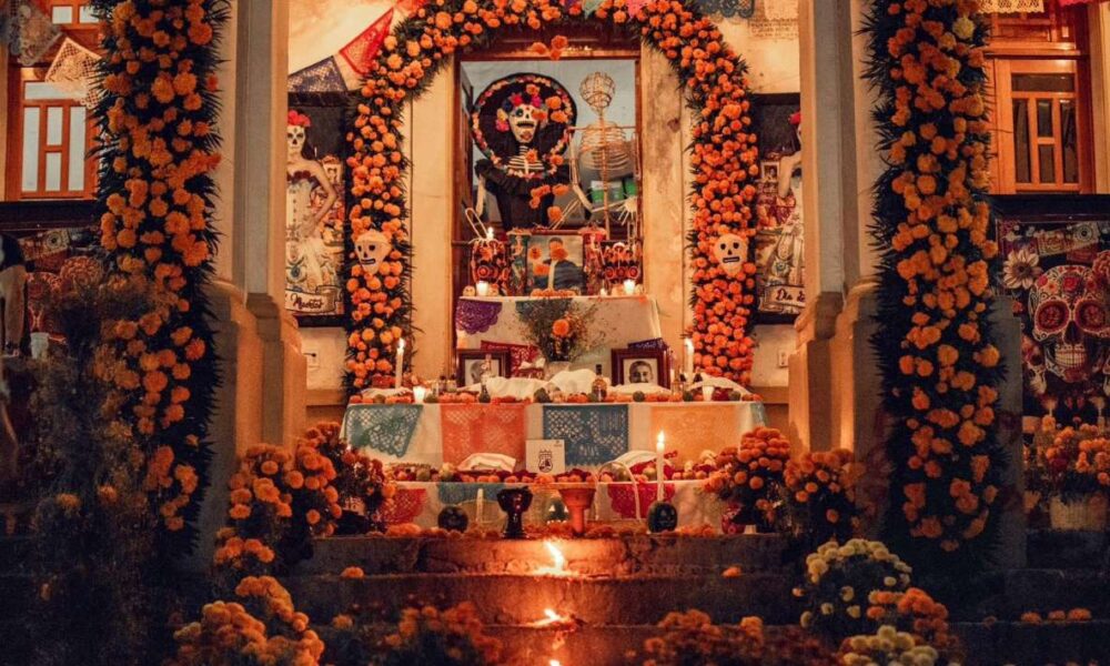 Tepoztlán prepara ofrenda monumental para el Día de Muertos en el nuevo mercado