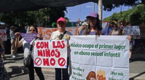 Gobernadora Escucha a Madres Denunciantes sobre Corrupción Judicial en Casos de Abuso Infantil