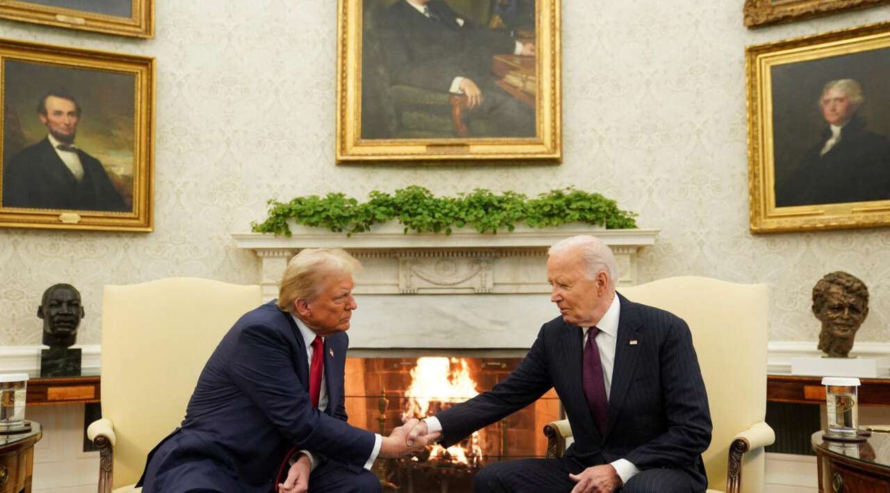 Trump regresa a la Casa Blanca para reunirse con Biden y asegurar una transición pacífica de poder