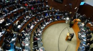 Aprobada en comisiones reforma que elimina siete órganos autónomos, incluido el INAI