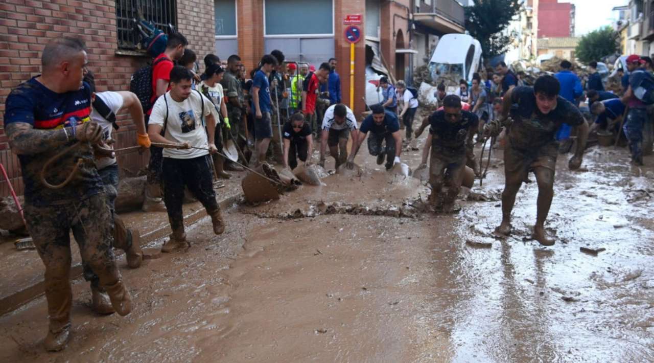 Realizan concentraciones silenciosas en Valencia a un mes de la DANA